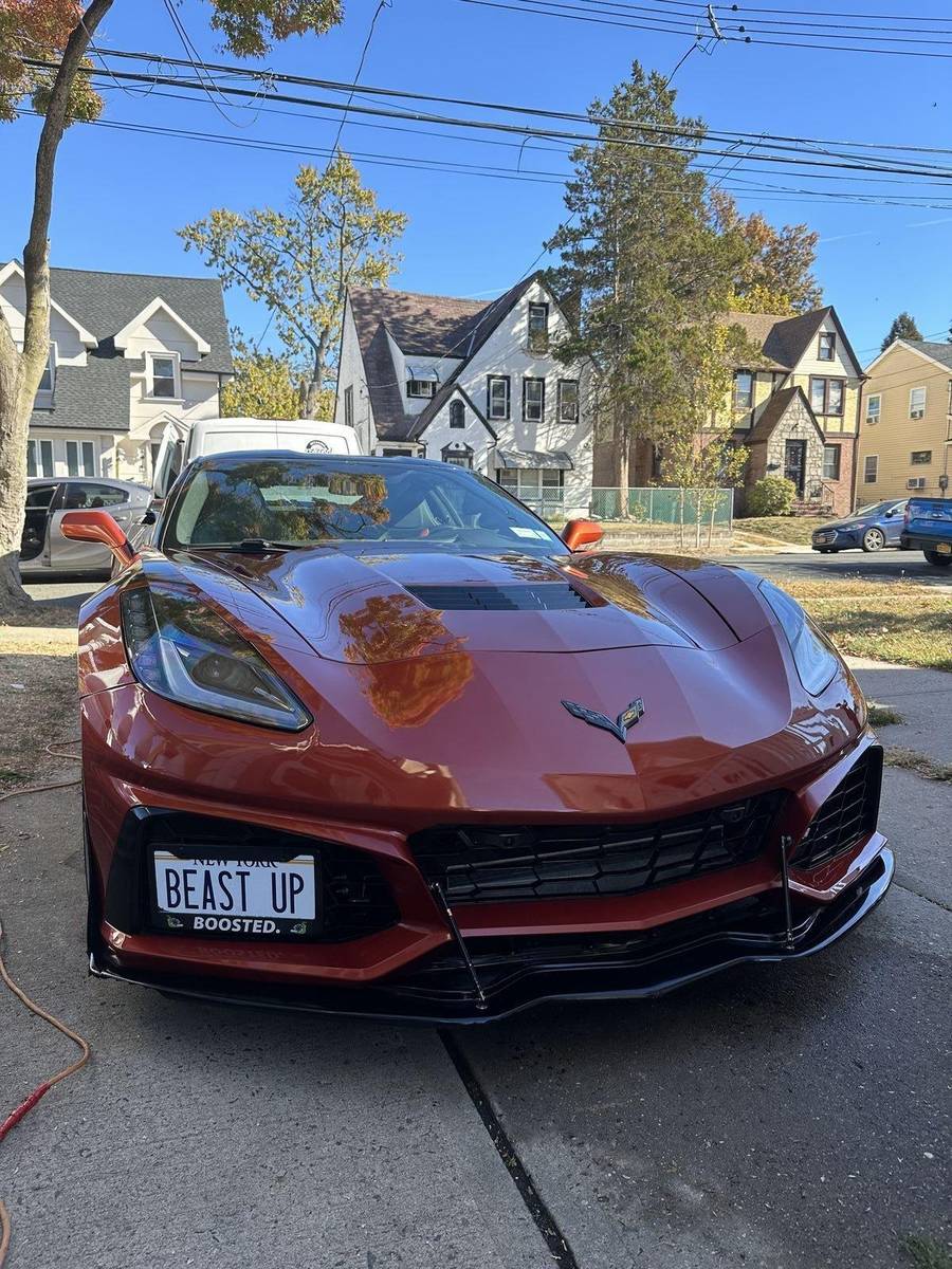 Corvette Zr1 Front