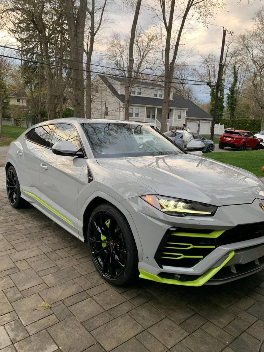 Lambo Urus Full